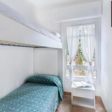 Holiday home Casa Laura 1 *